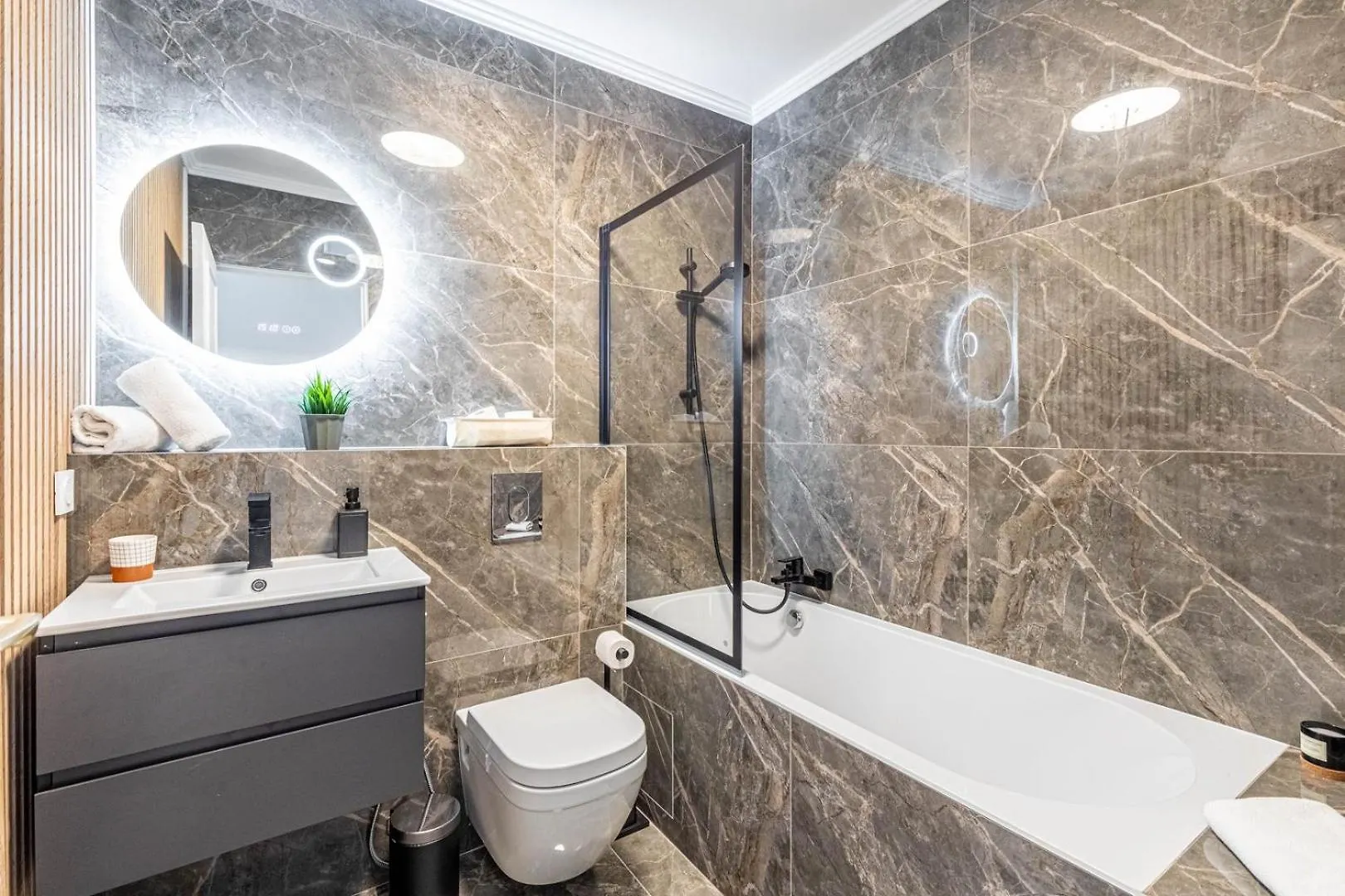 Guestready - Moderne Pres De L'arc De Triomphe Apartment *